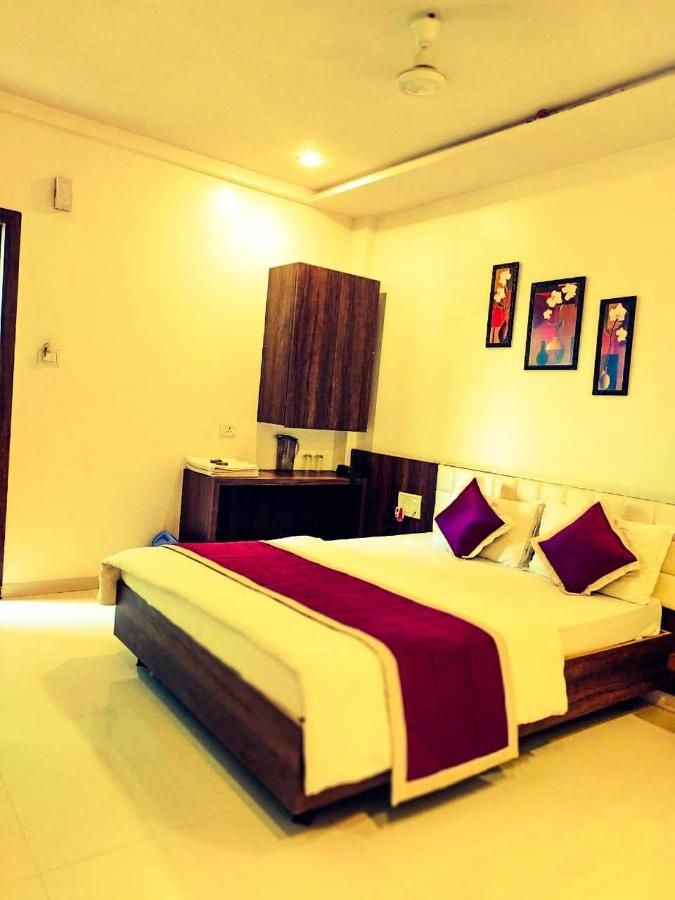 Hotel Neem Treee Super Deluxe 2 Bed Non A.C