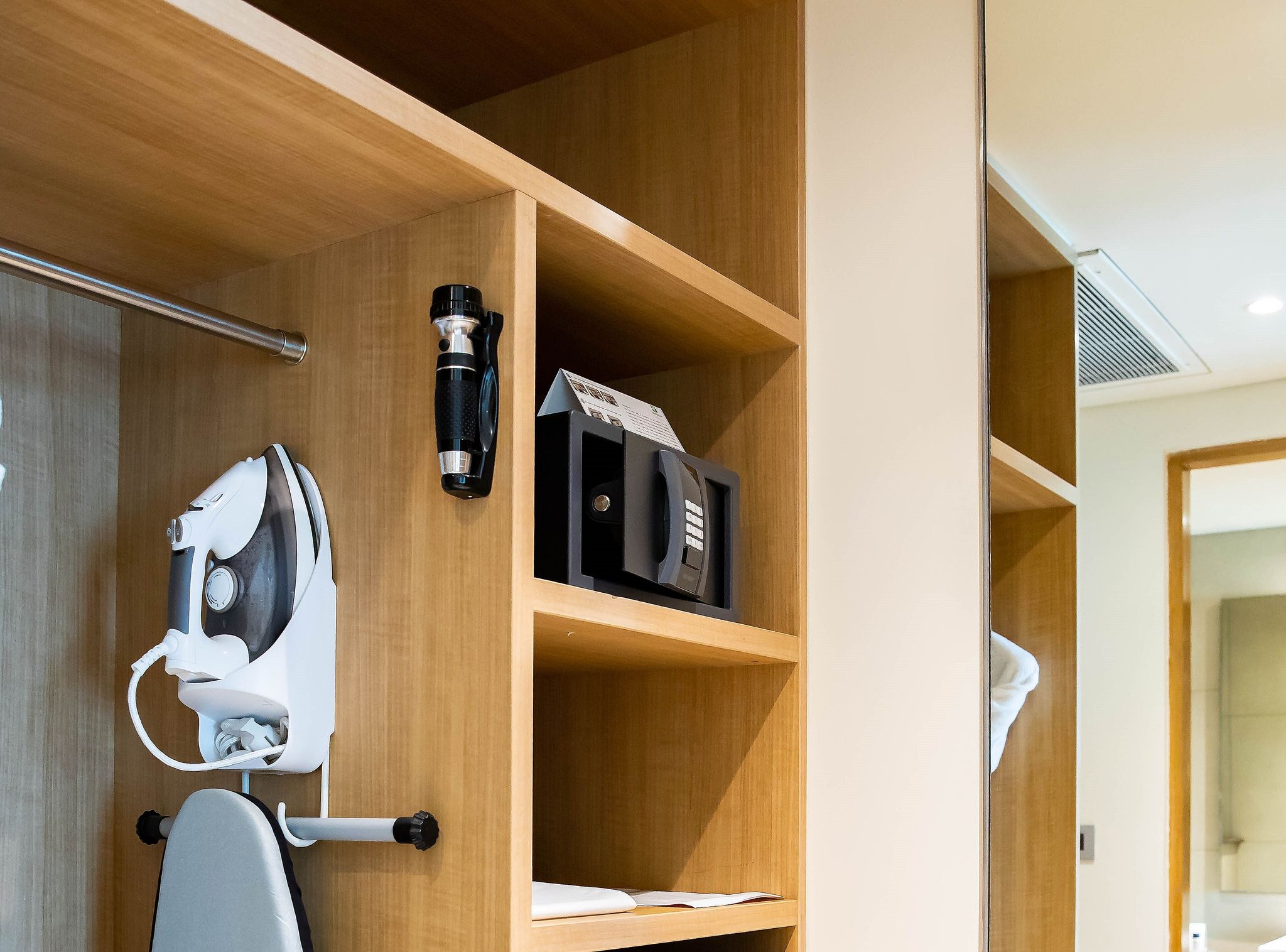 Standard Room, 2 Twin Beds, Sea View