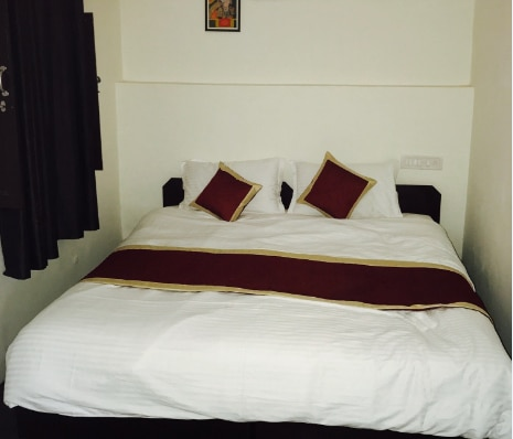 Hotel Dharohar Palace Standard Non AC Room 3