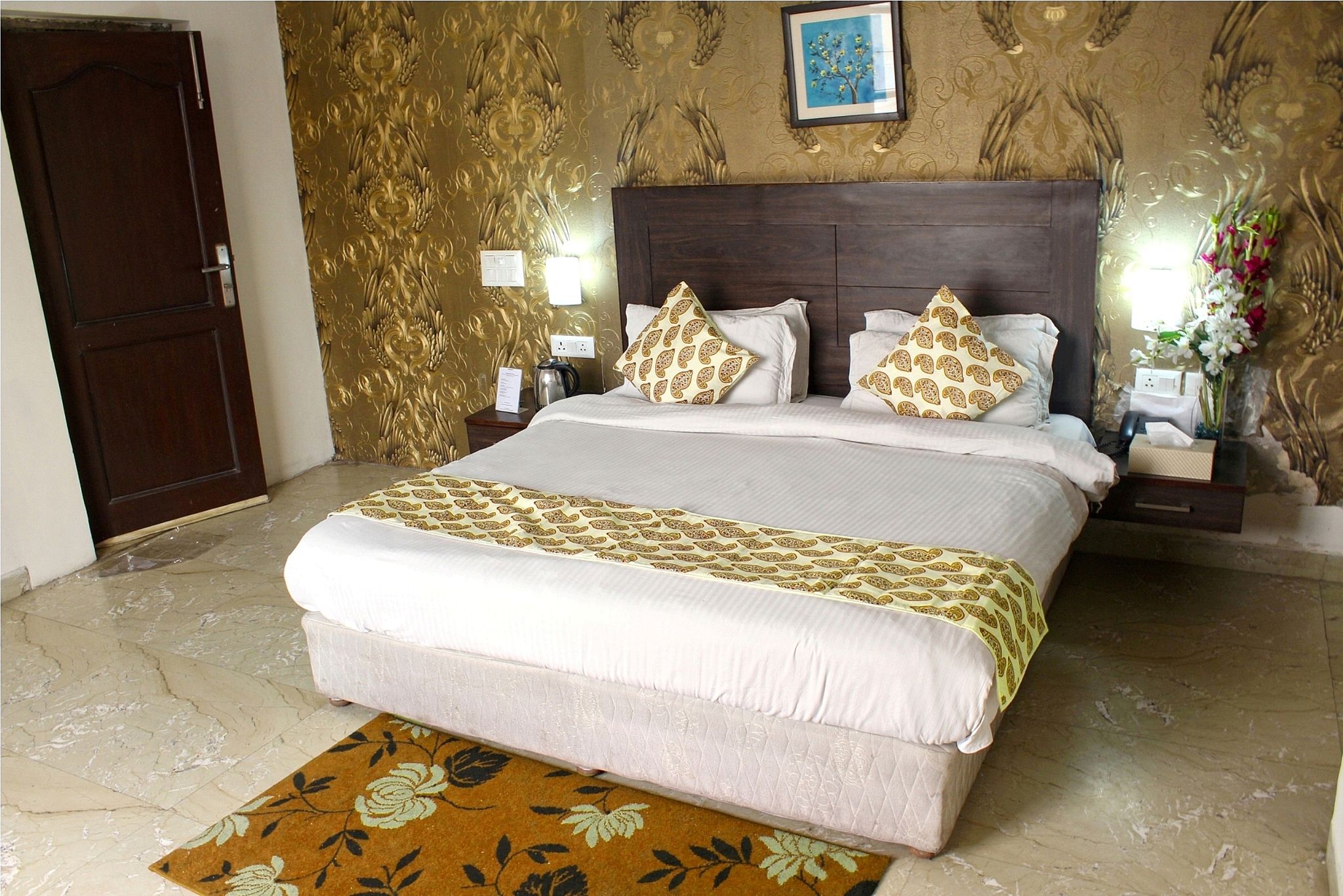 Superior Room with City View