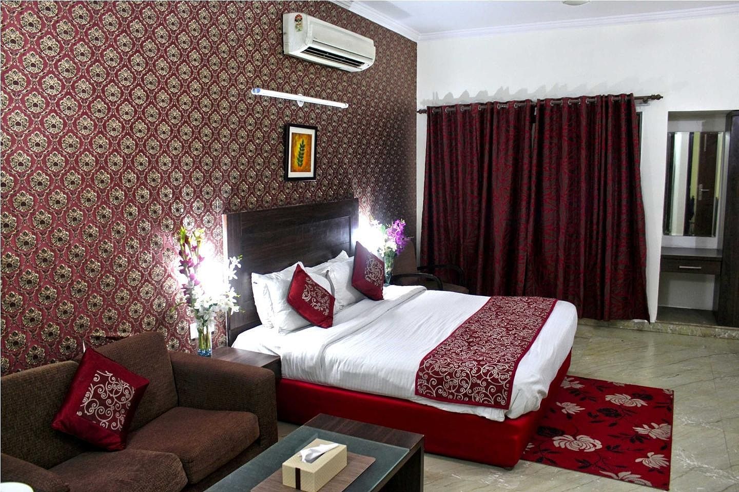 Hotel Jashn Inn Studio Room  13
