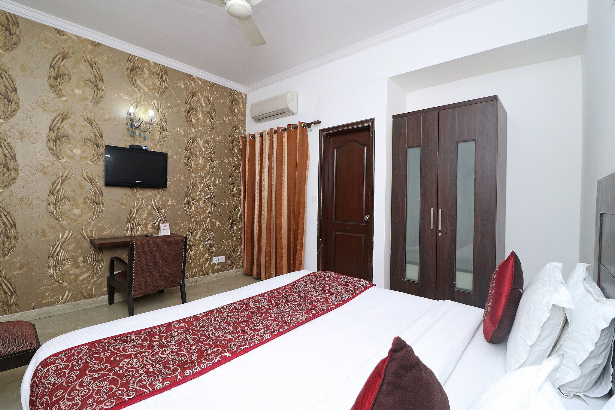 Hotel Jashn Inn Studio Room  21