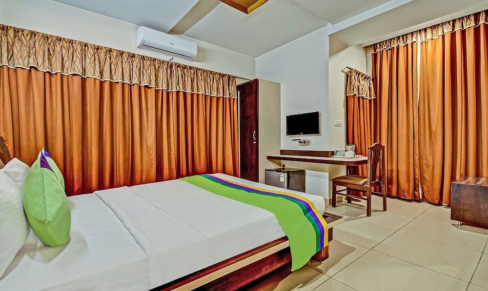Treebo Raj Elegance Manyata Tech Park Standard Double Room 20