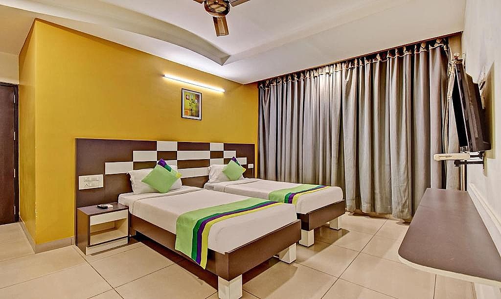 Treebo Raj Elegance Nagavara Double Room