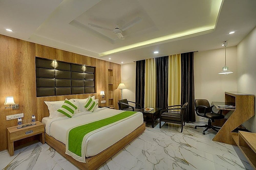 Hotel Di Arch Lucknow Superior