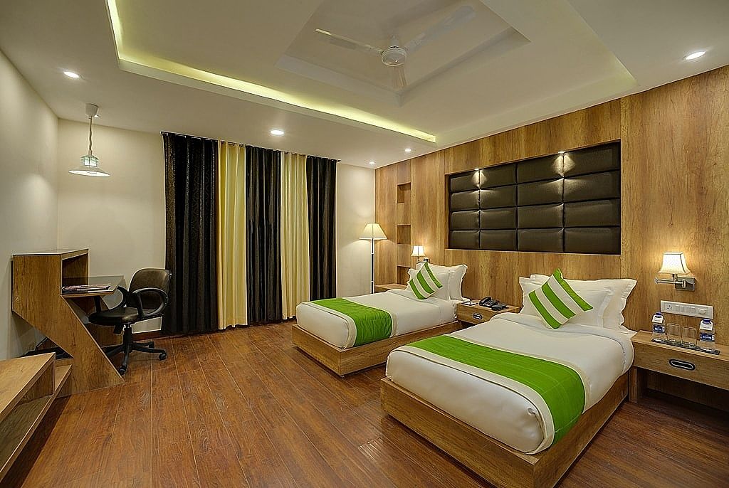 Hotel Di Arch Lucknow Superior 2