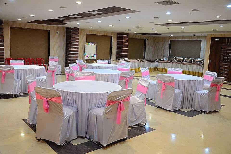 undefined Hotel Sapphire Plaza 5