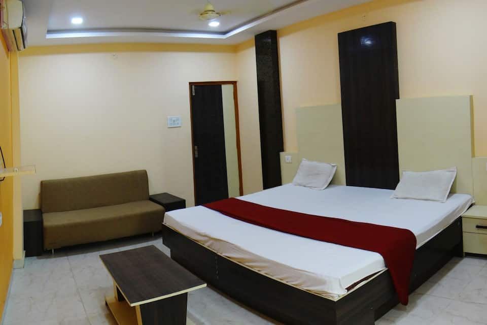 Hotel Ujjain Pride Deluxe Room 5