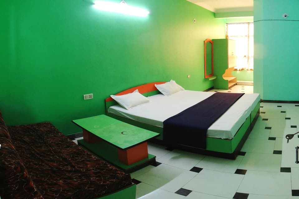 Hotel Ujjain Pride Deluxe Room 12