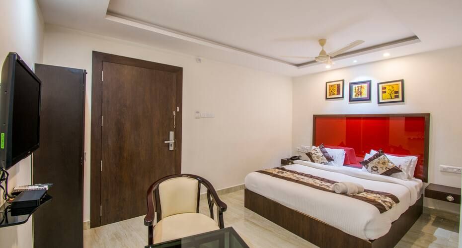 Bedroom
