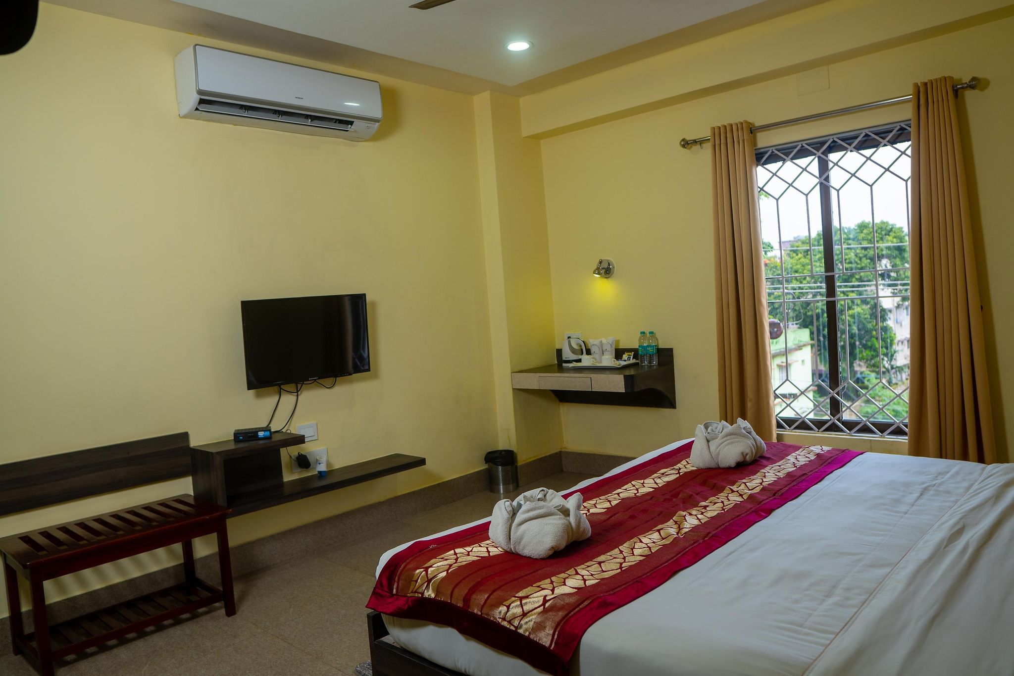 The Loft Hotel Executive Room 9