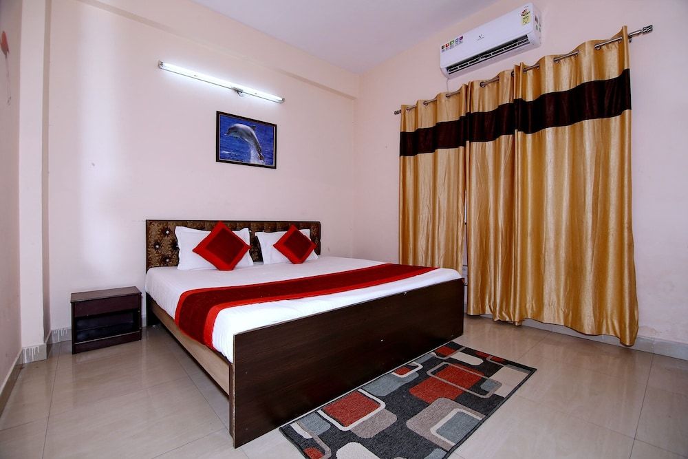 OYO 8907 The Nest Standard Double Room