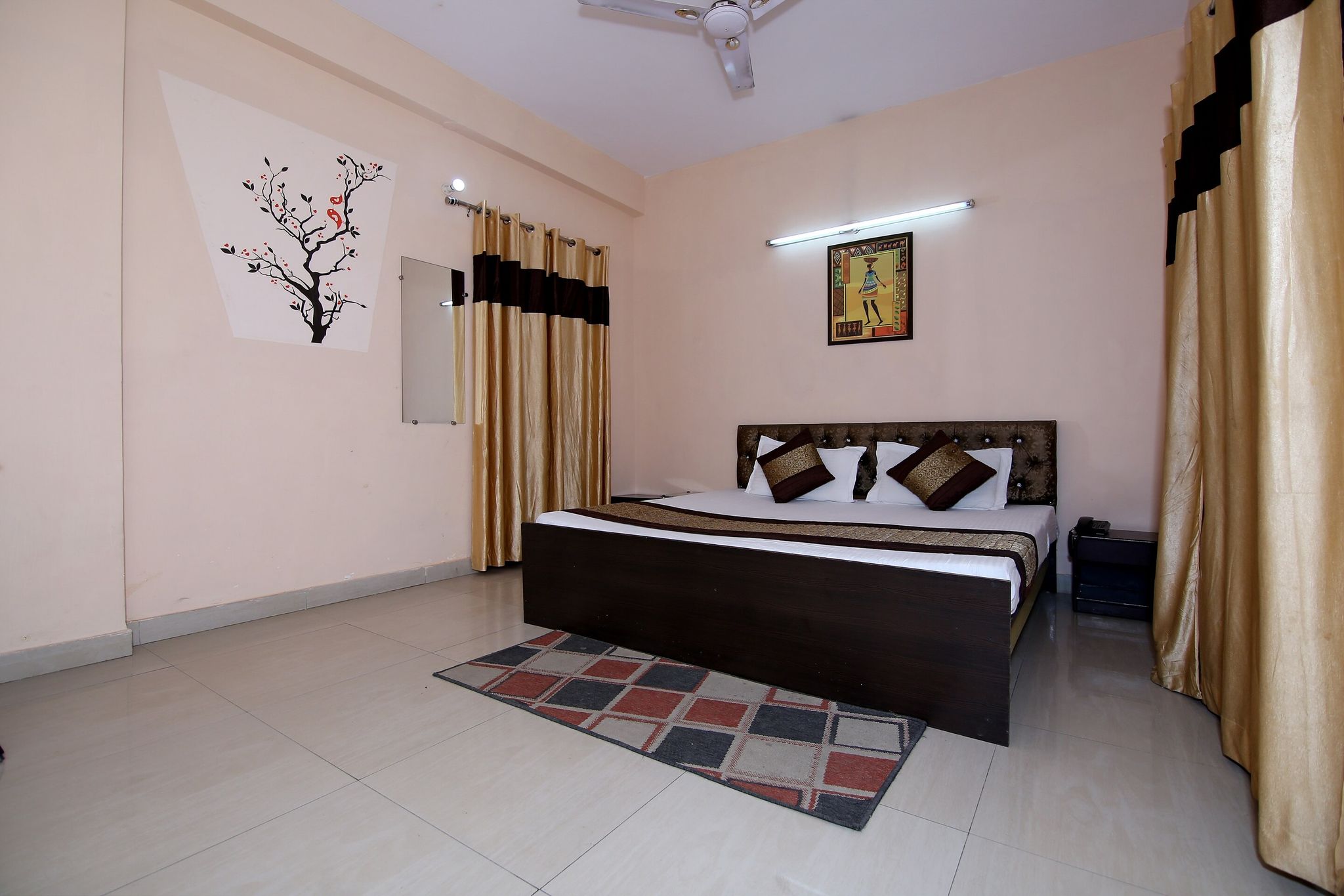 OYO 8907 The Nest Classic Triple Room 5