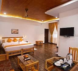 At Wood Resort Deluxe Room - Holidays