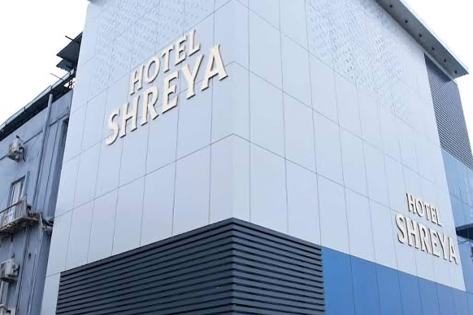 undefined Hotel Shreya Warangal 9