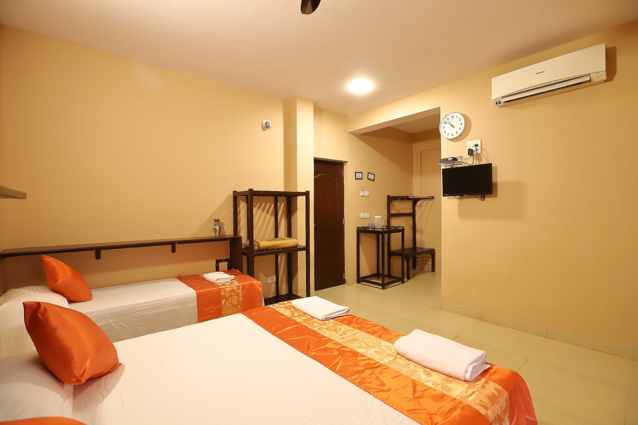 Dimar Beach Hotel Superior Triple Room 9