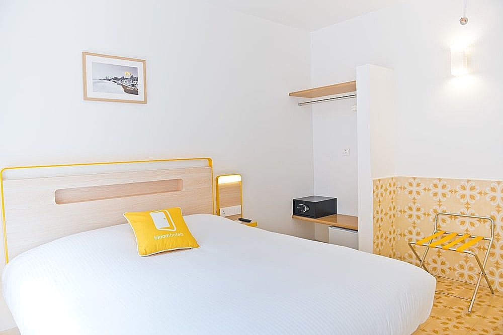 Bloom Hotel - Calangute Value King Room