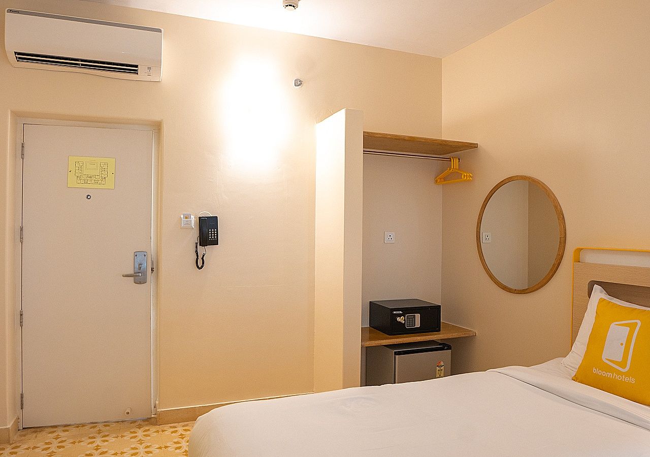 Bloom Hotel - Calangute Standard Twin Room 6