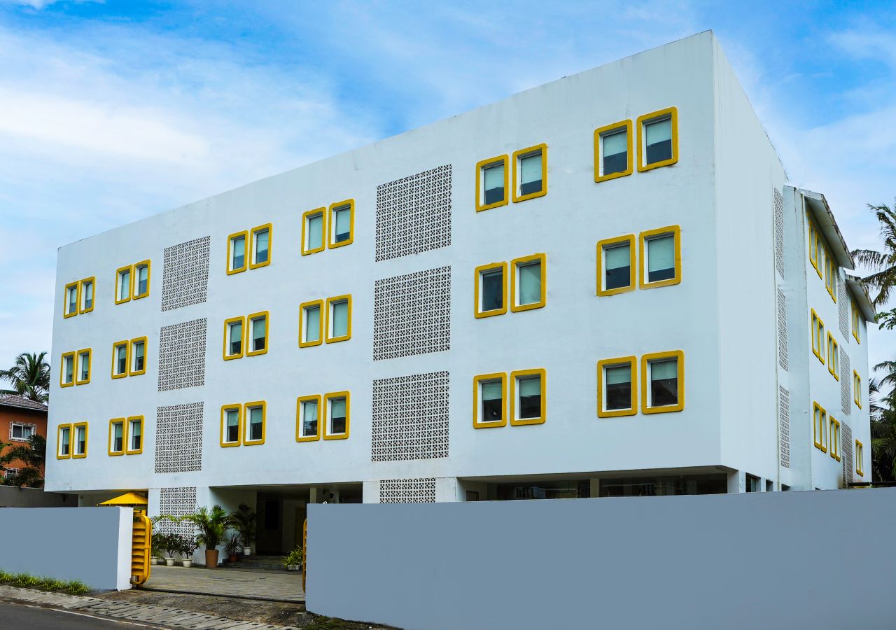 undefined Bloom Hotel - Calangute