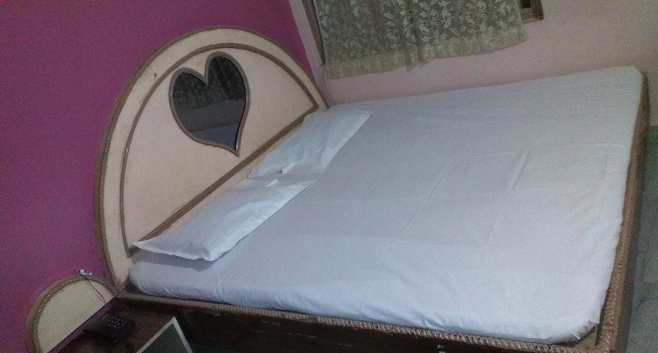 undefined Hotel Mayur 9