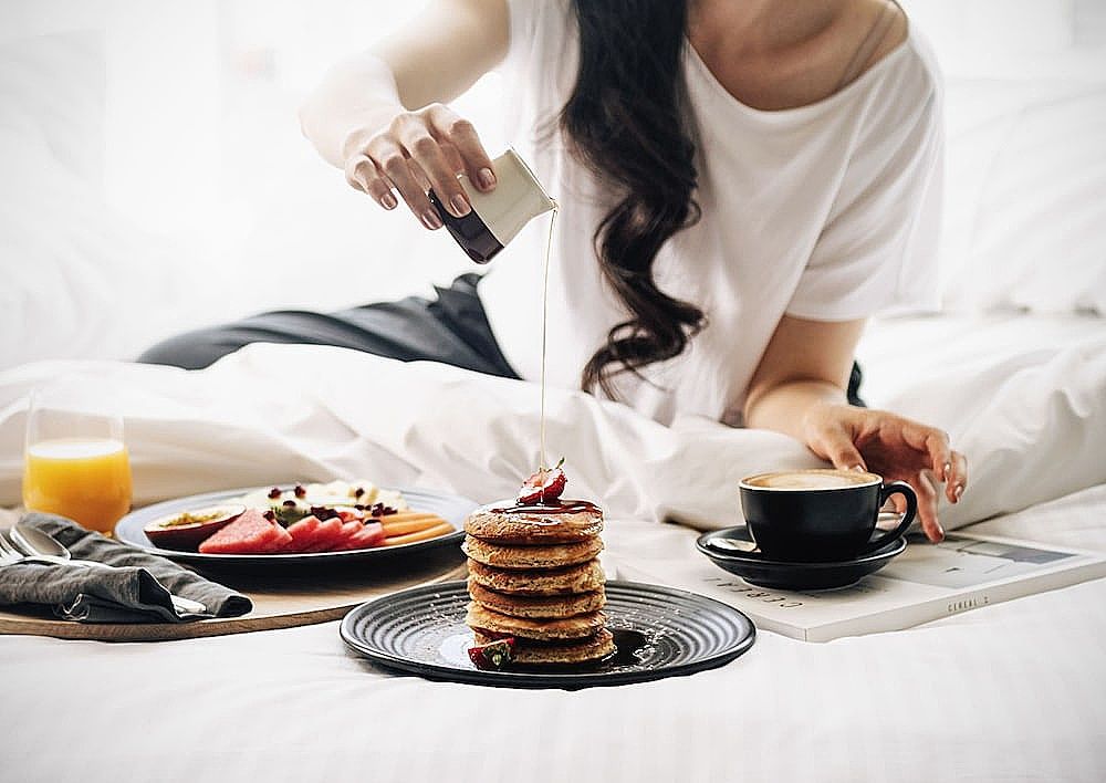 Executive Suite King Bed - Separate Living Room - Bathtub