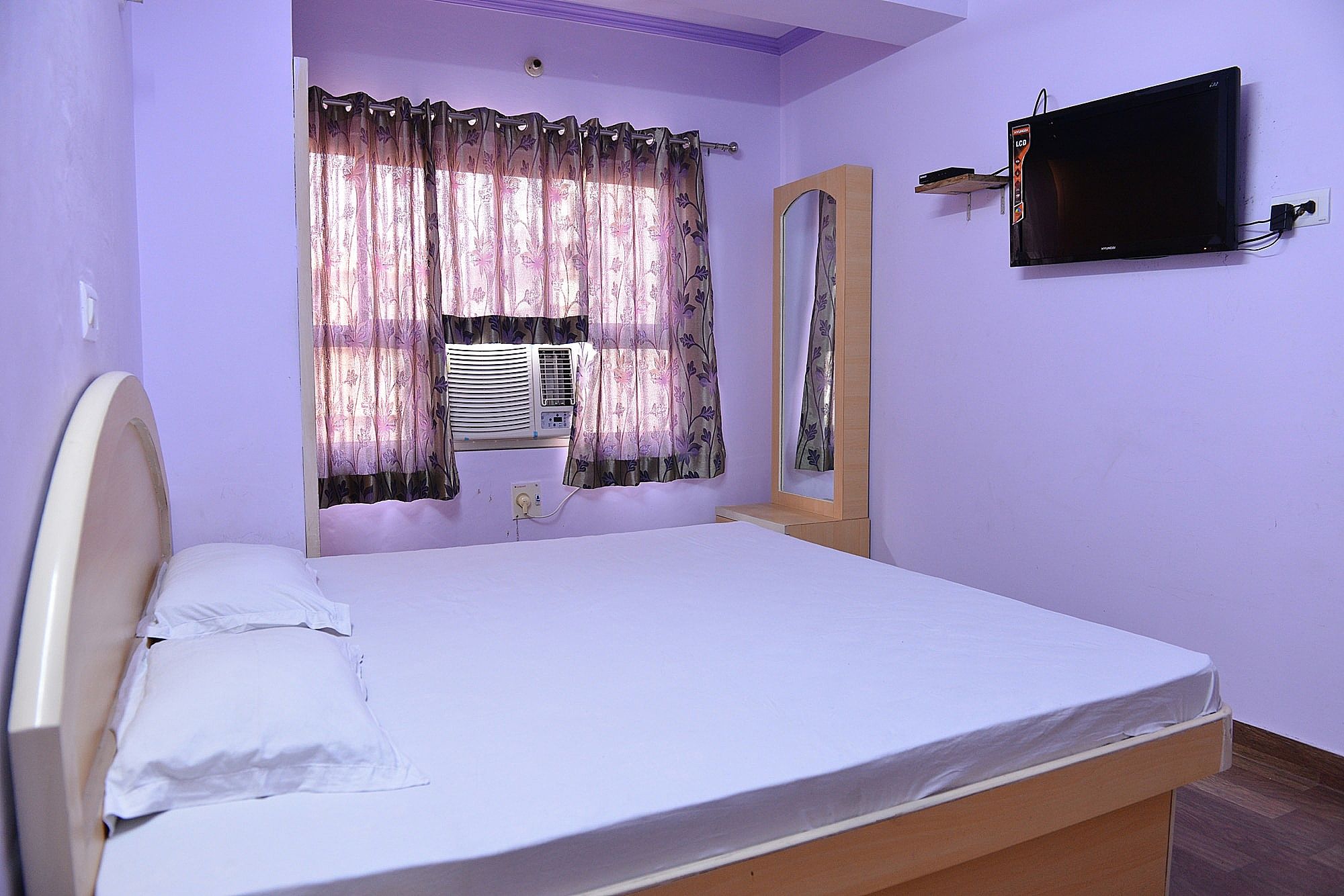 Hotel Mohit Palace Semi Deluxe AC Room 5