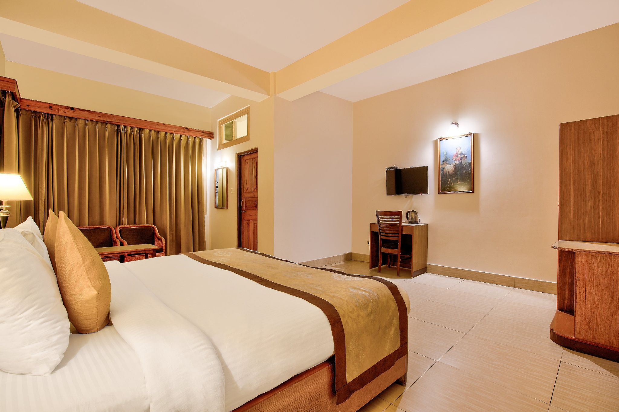 Summit Ttakshang Residency Hotel & Spa (MG Marg) Deluxe Room 6