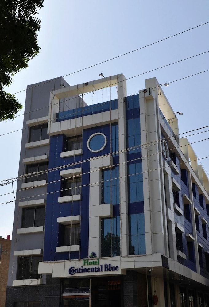 undefined Hotel Continental Blue 10