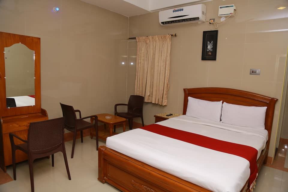 Executive_Room_-_1_ts49TV