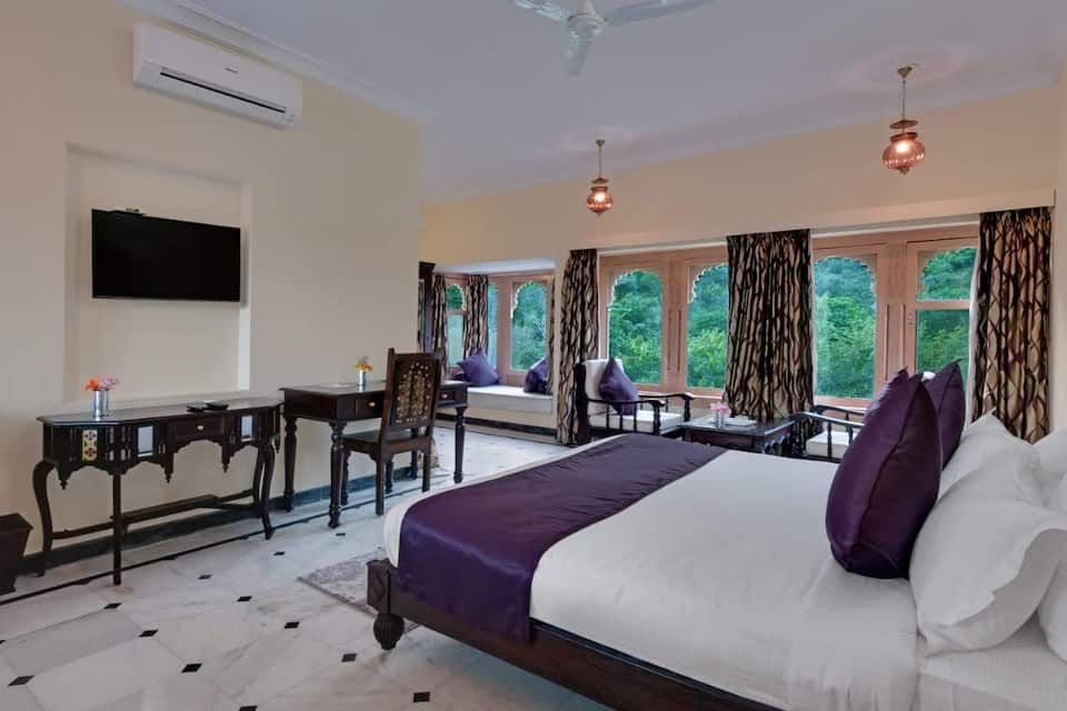 Super Deluxe Room