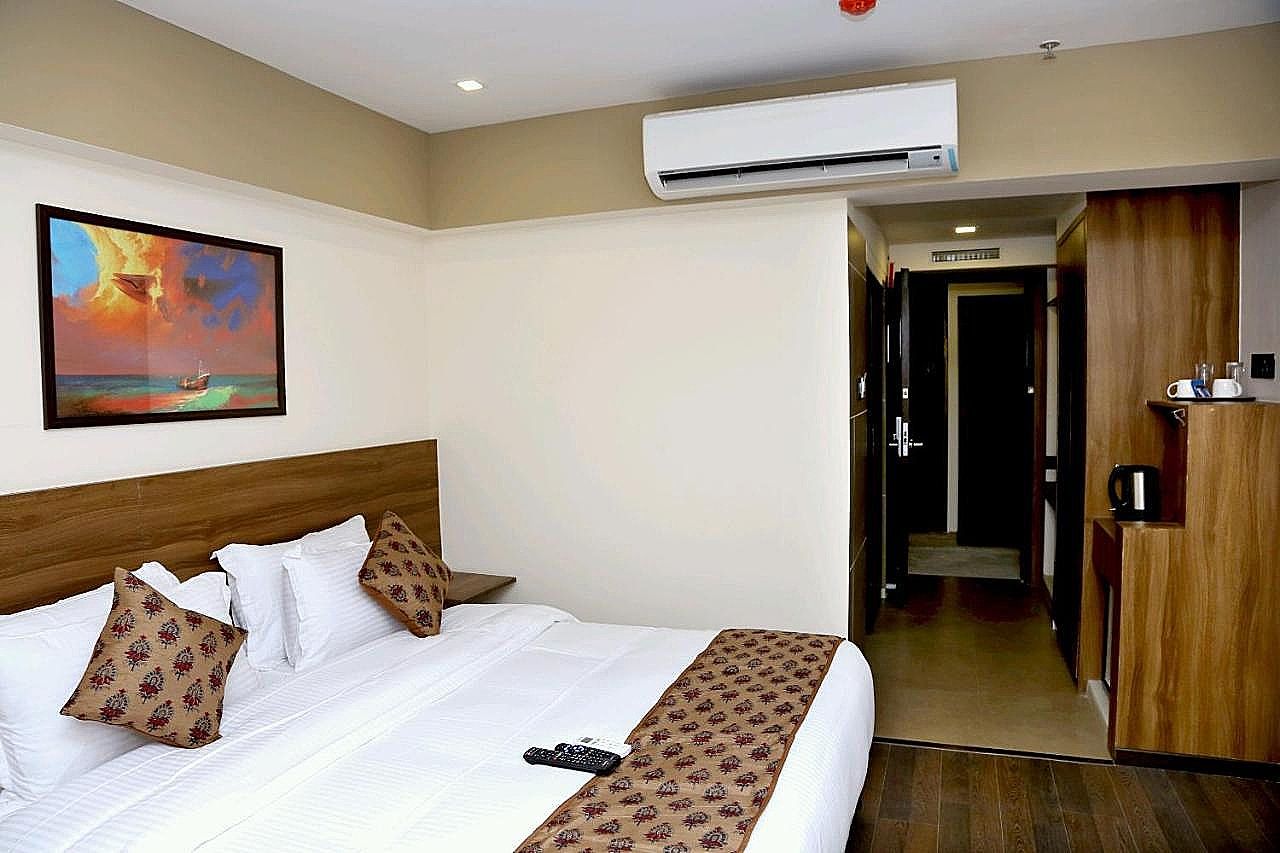Hotel Mumbai House Andheri DELUXE Room 6