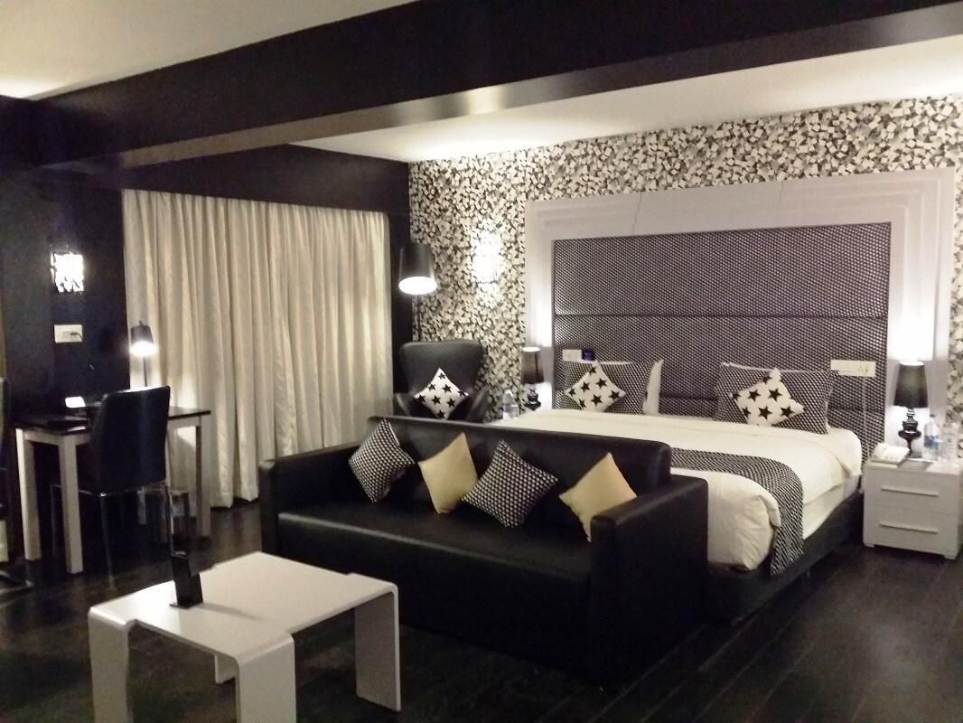 Luxury Suite Room