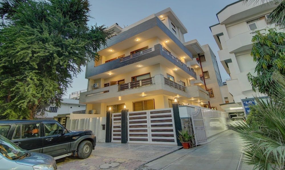 Itsy Hotels Swastika Inn Sector 26