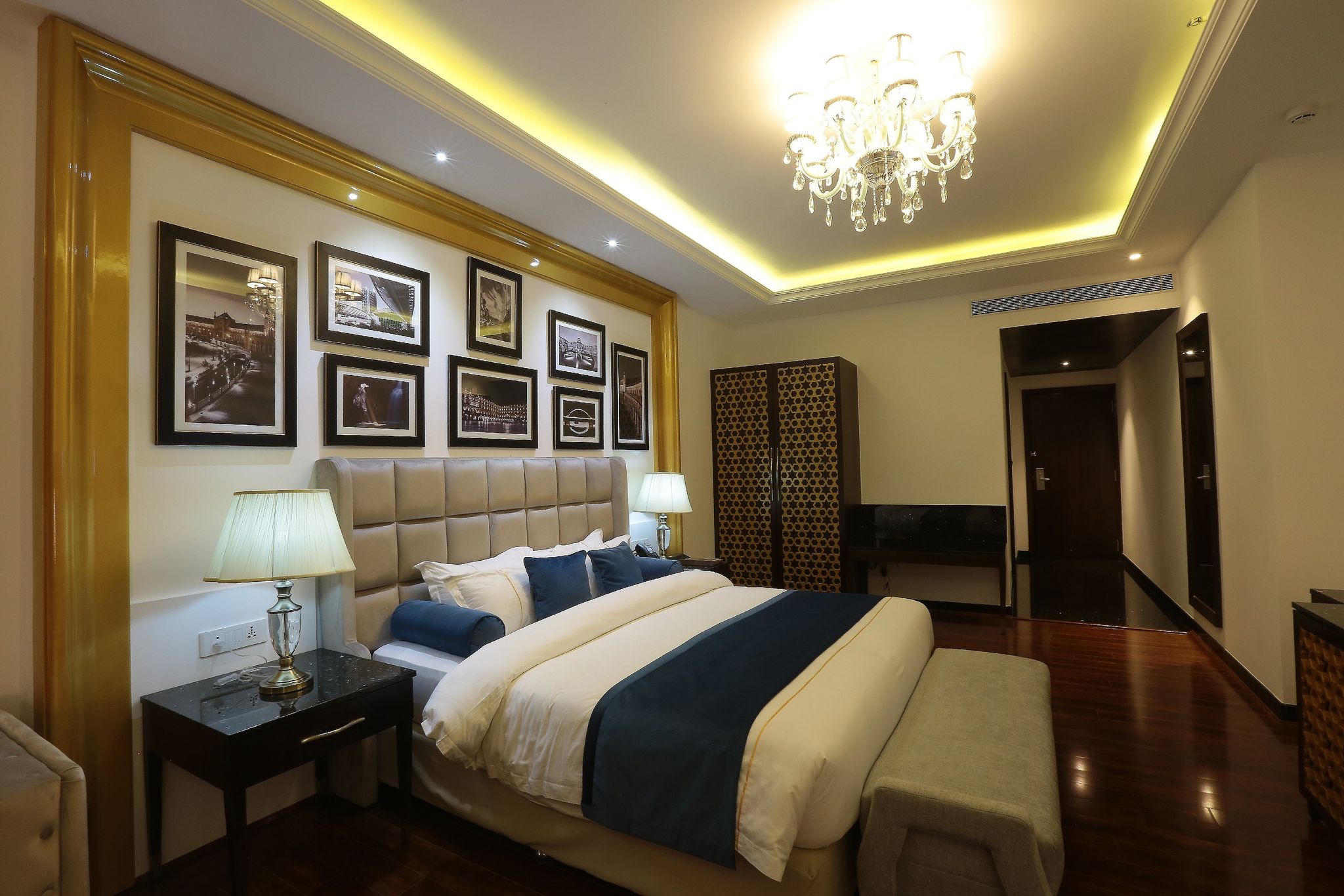 La Marvella Executive Room