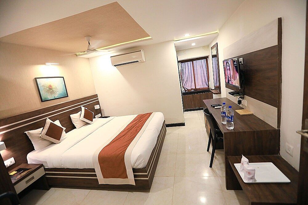 undefined The Suncity 8