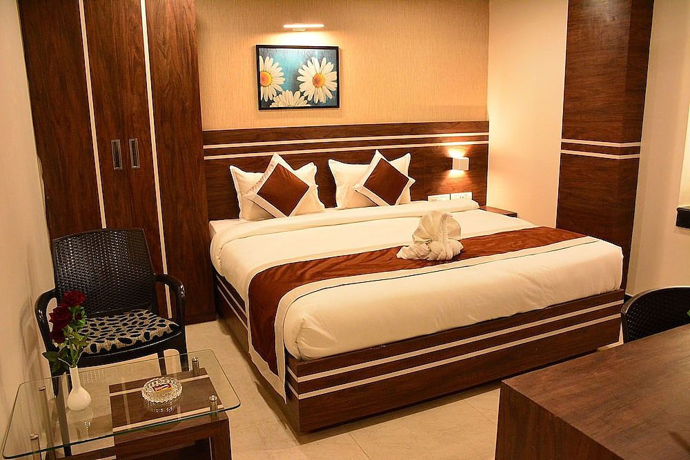 undefined The Suncity 9