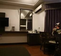 Hotel Shangri-La Executive Room 20