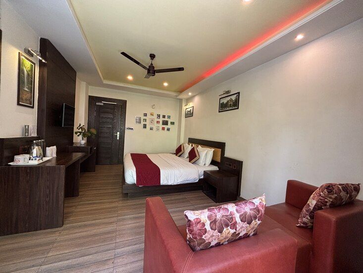 Hotel Ravine Palace Superior Front View Room 3