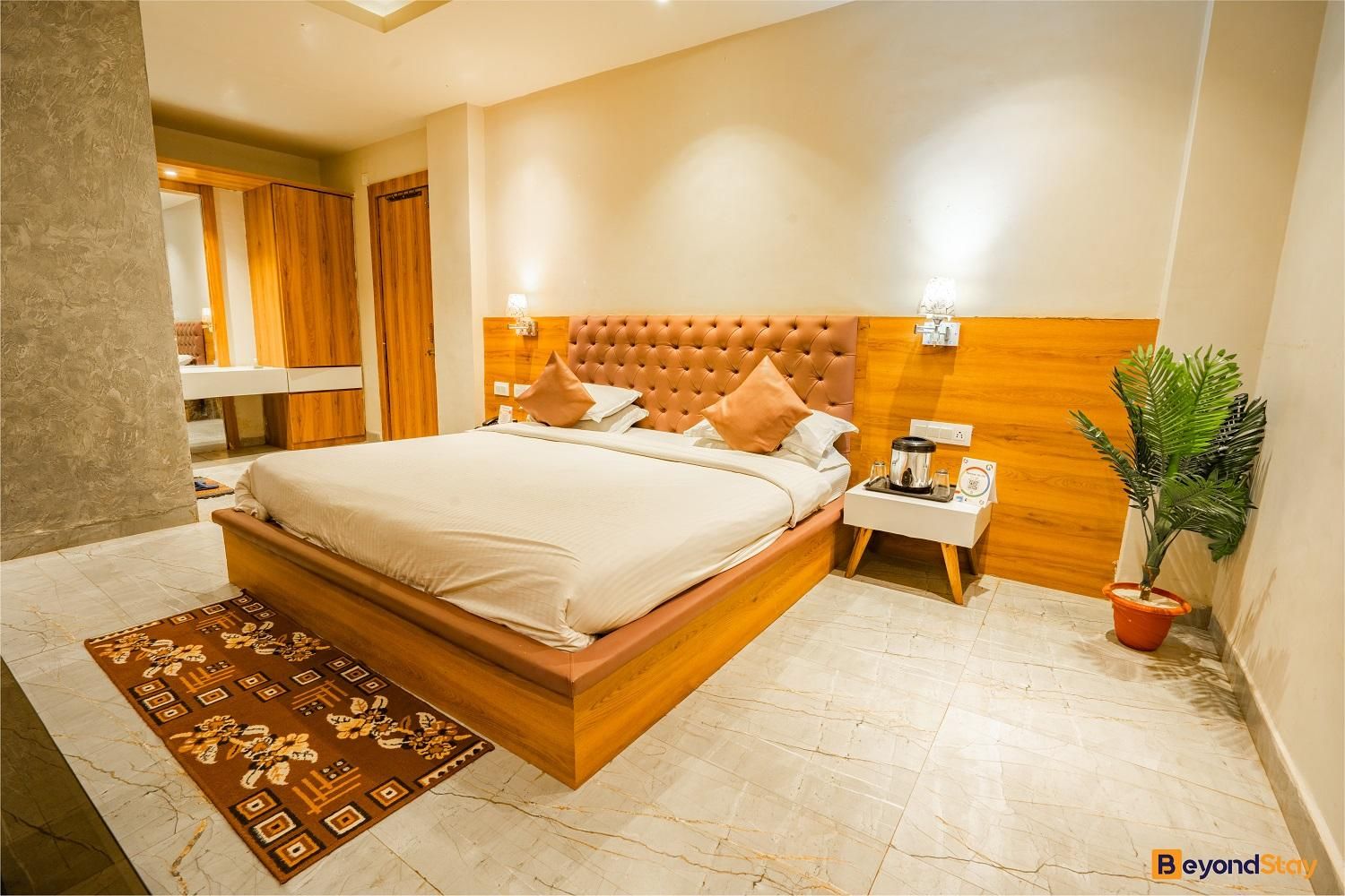 Hotel Pachmarhi Super Deluxe Room 20