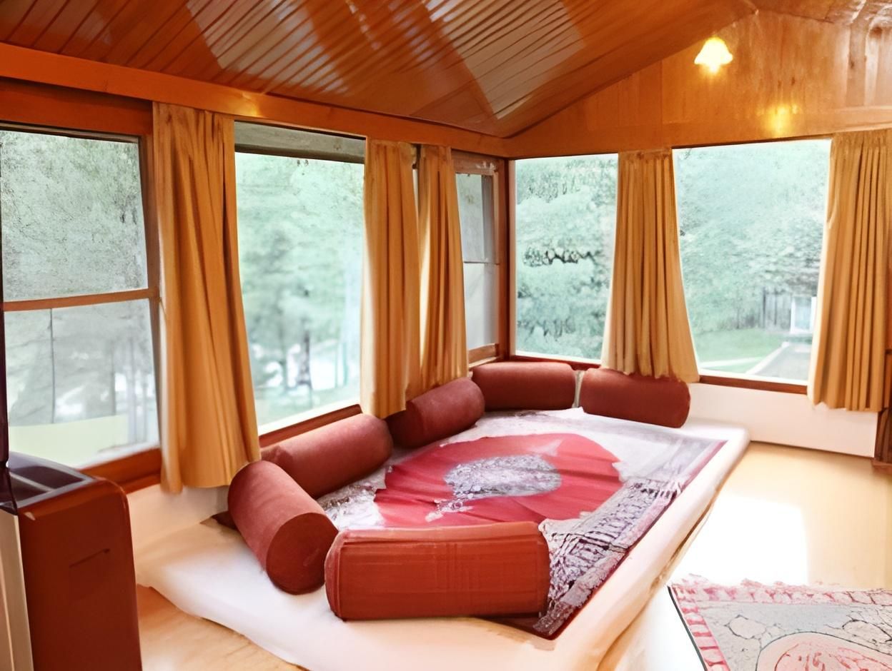 Deluxe Suite Double Bed