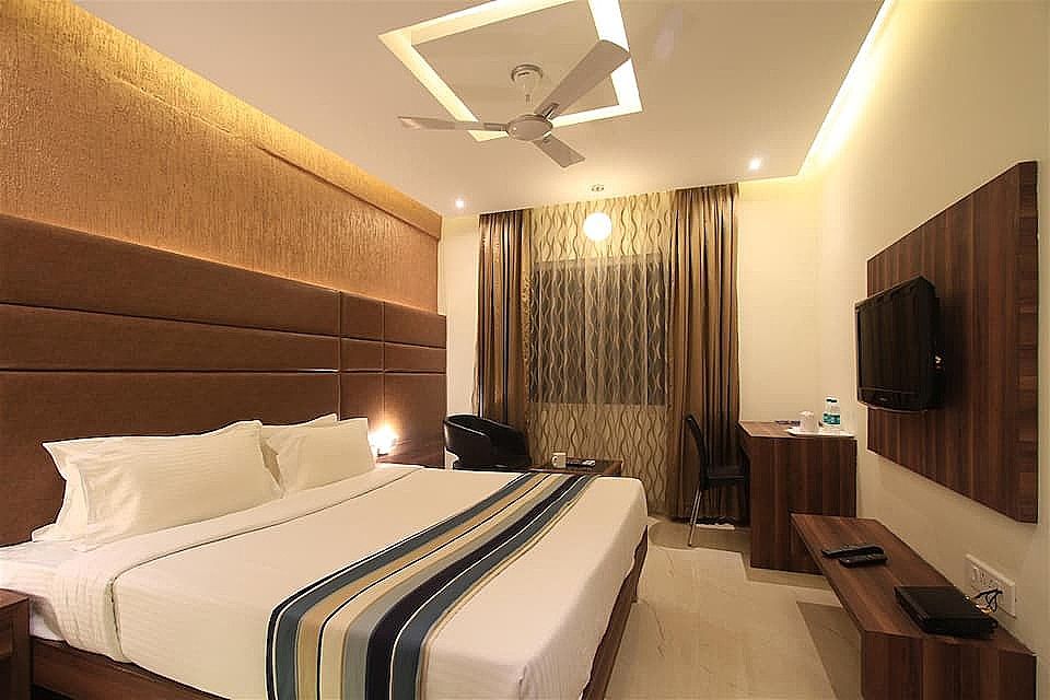 undefined HOTEL SANDESH PRIDE 10