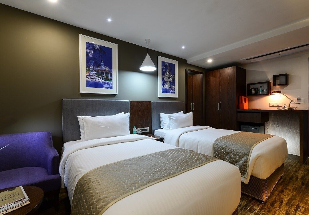 Deluxe Room with 2 Twin Beds