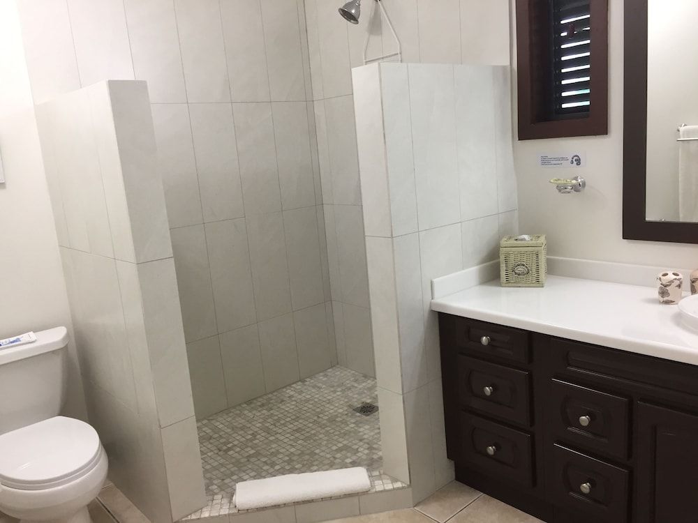 Suite, 2 Twin Beds, Garden View