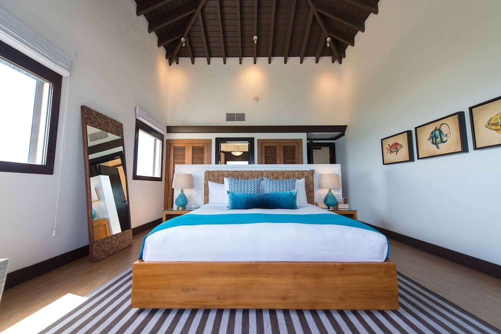 Room, 1 King Bed, Ocean View (Celebration)