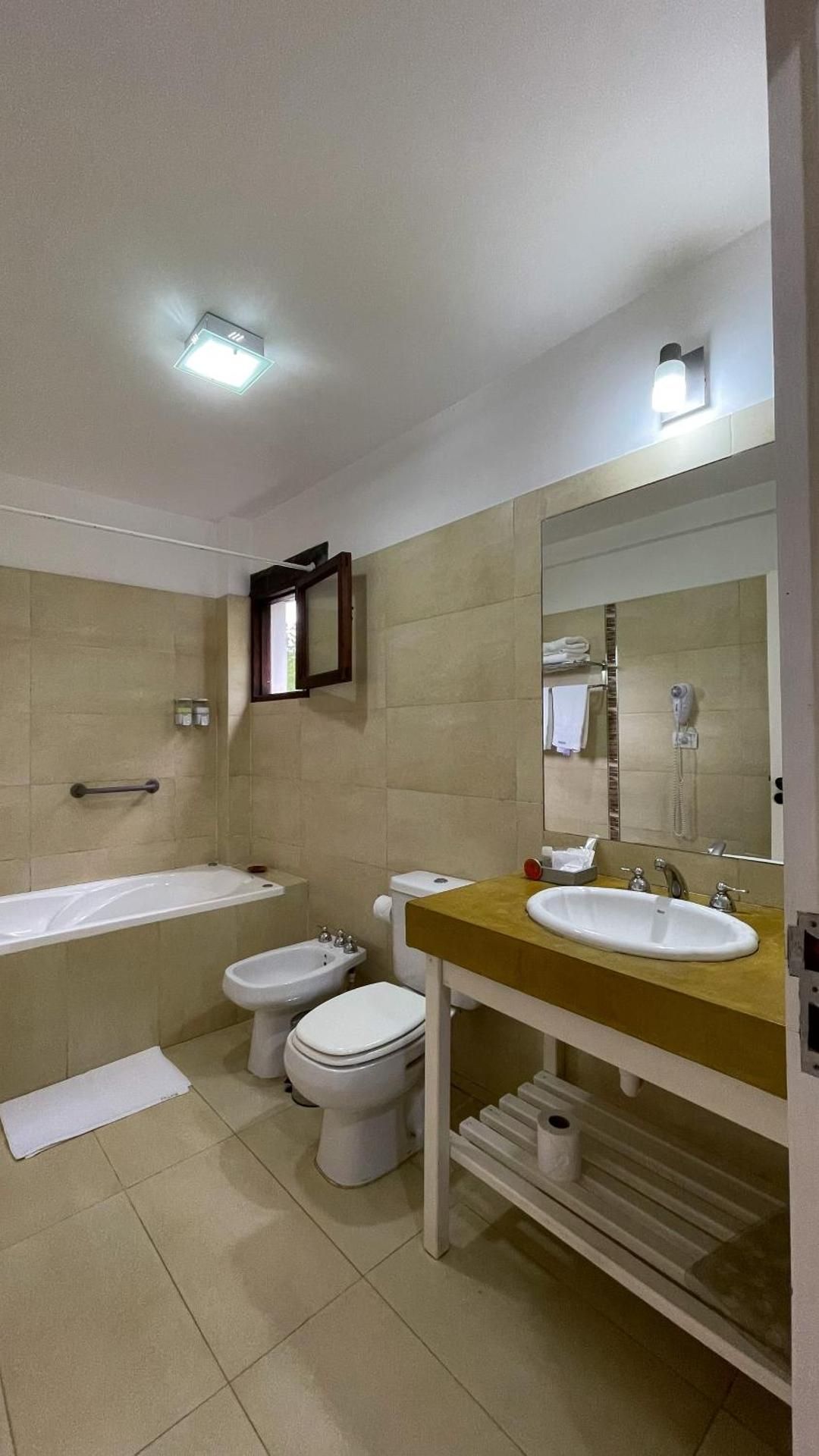 Posada de los Poetas Hotel Boutique Standard Triple Room 8