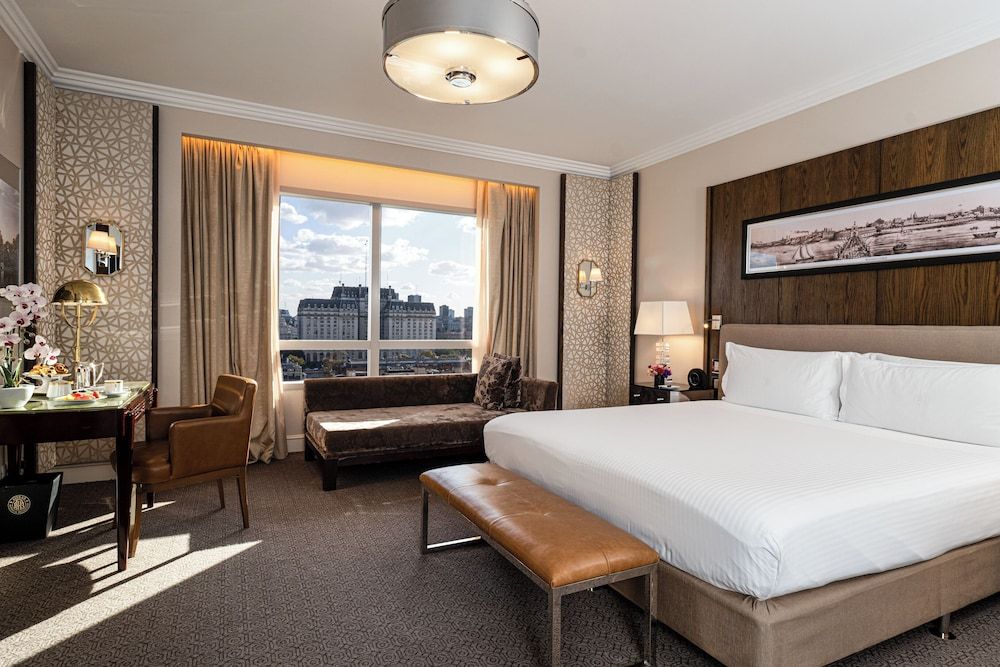 Alvear Icon Hotel Junior Suite Grand View 3