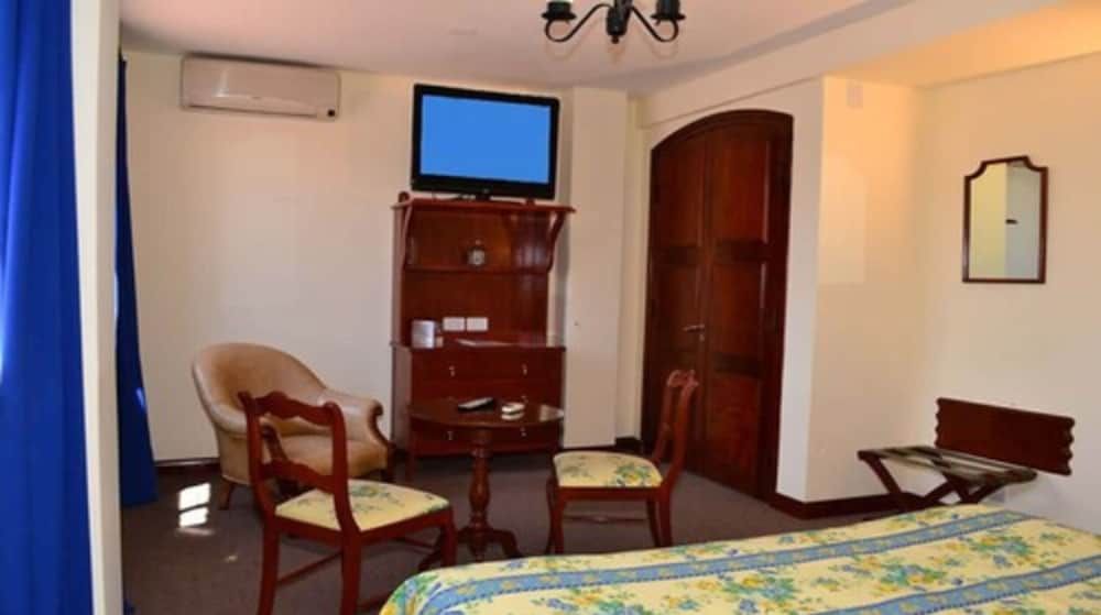 Hotel Salta Junior Double Room 8