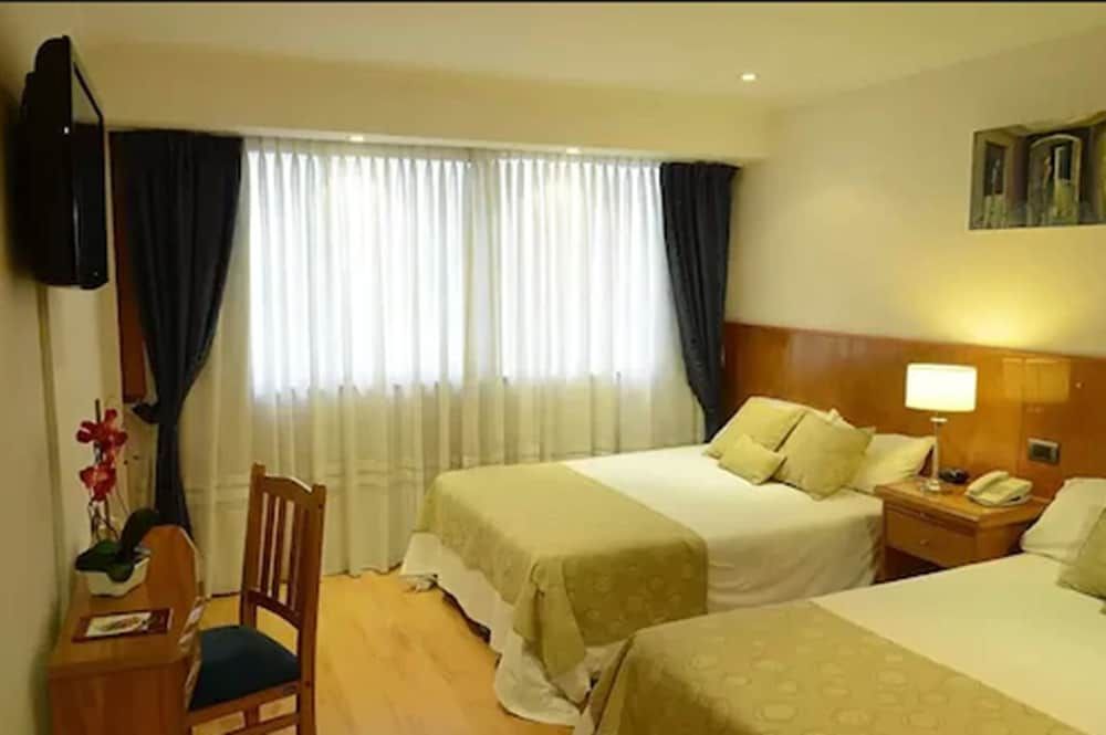 Ñikén Hotel Spa & Business Center Standard Room, 2 Double Beds 6