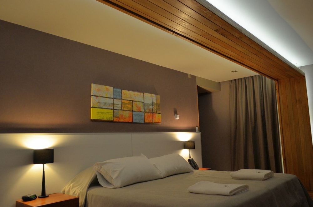 Bosque del Nahuel Boutique Hotel & Spa Junior Suite, Lake View 2