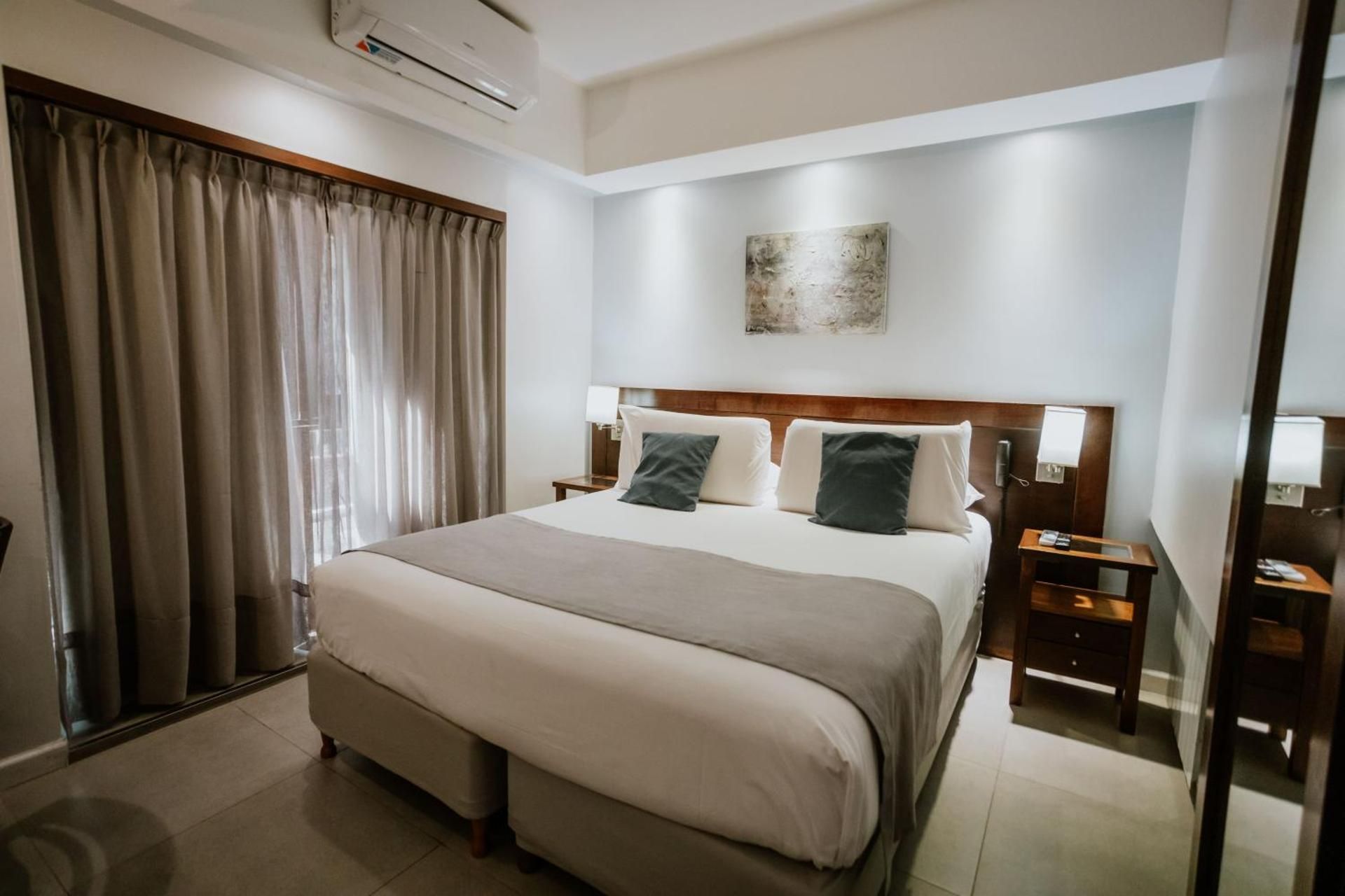 Double or Twin Room with Partial Sea View